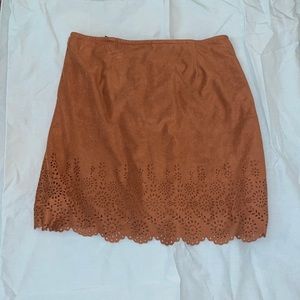 Suede girls skirt like new with zipper